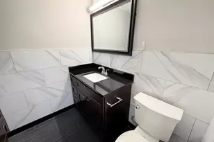 2700 N Ridgeway Ave, Chicago, IL 60647 - Photo 14