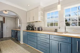 505 S James St, Champaign, IL 61821 - Photo 8