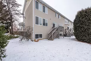 367 N Carlisle Ct, Round Lake, IL 60073 - Photo 32