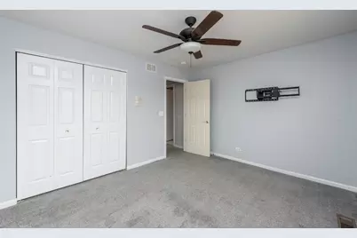 367 N Carlisle Court, Round Lake, IL 60073 - Photo 24