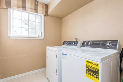 367 N Carlisle Court, Round Lake, IL 60073 - Photo 22