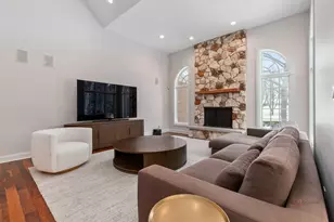 1950 W Southmeadow Ln, Lake Forest, IL 60045 - Photo 14