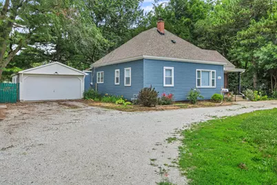 1601 N McKinley Avenue, Champaign, IL 61821 - Photo 2