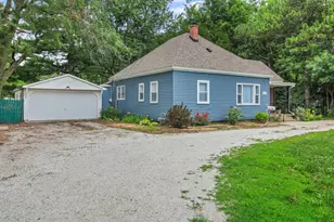 1601 N Mckinley Ave, Champaign, IL 61821 - Photo 2