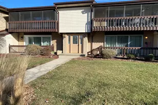 15817 S Orlan Brook Dr, Orland Park, IL 60462 - Photo 2