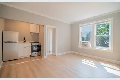 1414 W Pratt Boulevard #418, Chicago, IL 60626 - Photo 2