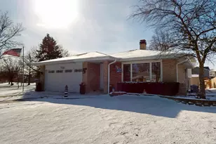 7164 Dexter Rd, Downers Grove, IL 60516 - Photo 2