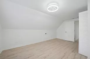 4954 W Byron St, Chicago, IL 60641 - Photo 14