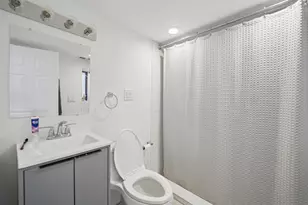 4954 W Byron St, Chicago, IL 60641 - Photo 20