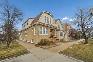 4954 W Byron St, Chicago, IL 60641 - Photo 1