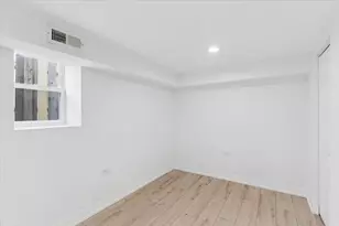 4954 W Byron St, Chicago, IL 60641 - Photo 34