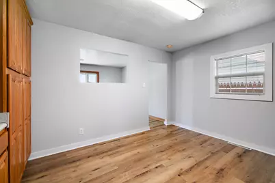 166 N Randolph Avenue, Bradley, IL 60915 - Photo 8