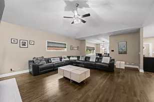 421 W Hawthorne St, Arlington Heights, IL 60004 - Photo 14