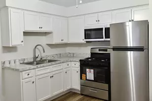 [Address not provided], Palos Hills, IL 60465 - Photo 2