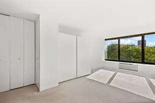 155 N Harbor Dr, Chicago, IL 60601 - Photo 8