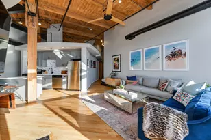 2210 W Wabansia Ave, Chicago, IL 60647 - Photo 8