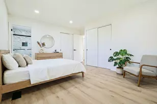 7784 Huntington Cir S, Hanover Park, IL 60133 - Photo 14