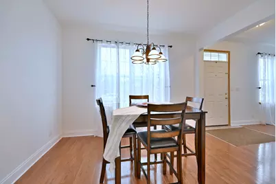 410 Manchester Road, Oswego, IL 60543 - Photo 8