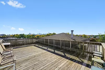 2720 W Cortland Street #302, Chicago, IL 60647 - Photo 12