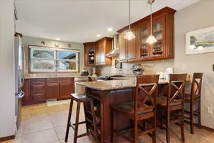 2215 Woodfield Rd, Bloomington, IL 61704 - Photo 6