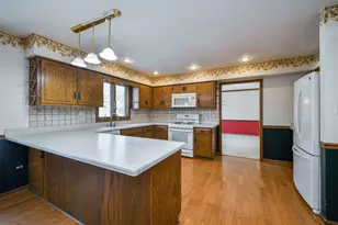 [Address not provided], Naperville, IL 60540 - Photo 6