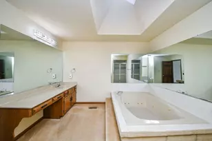 [Address not provided], Naperville, IL 60540 - Photo 14