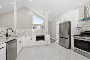 5826 Kathryn Ln, Matteson, IL 60443 - Photo 6