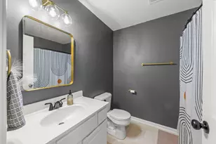 809 Constance Ln, Sycamore, IL 60178 - Photo 16