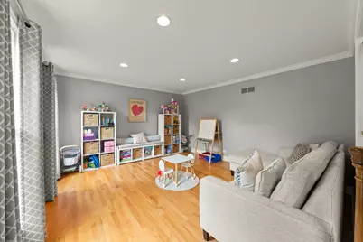 2042 Richton Drive, Wheaton, IL 60189 - Photo 4