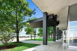 880 N Lake Shore Dr, Chicago, IL 60611 - Photo 2