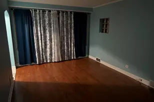 5552 S Kolmar Ave, Chicago, IL 60629 - Photo 4