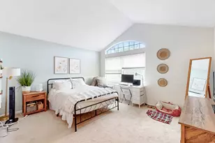 966 Mesa Dr, Lake in the Hills, IL 60156 - Photo 12