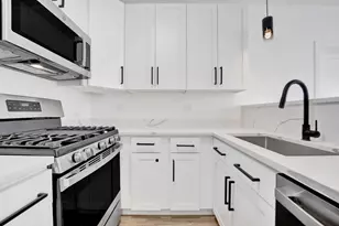 4350 W Lawrence Ave, Chicago, IL 60630 - Photo 6