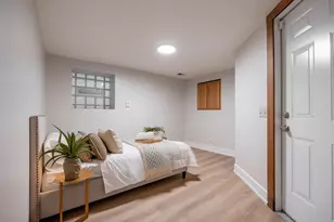 1010 N Kedzie Ave, Chicago, IL 60651 - Photo 20