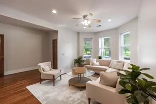 1010 N Kedzie Ave, Chicago, IL 60651 - Photo 2