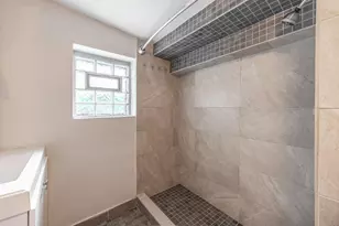 1010 N Kedzie Ave, Chicago, IL 60651 - Photo 28