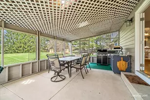 7N002 Glenview Dr, Saint Charles, IL 60175 - Photo 28