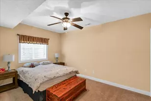 5005 Stonebridge Dr, Champaign, IL 61822 - Photo 8
