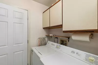 323 Green Knoll Lane #323, Streamwood, IL 60107 - Photo 16