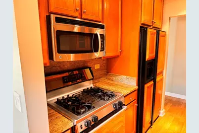 2212 Country Club Drive #6, Woodridge, IL 60517 - Photo 4