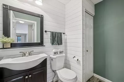 6 Morningside Court, Lake in the Hills, IL 60156 - Photo 12