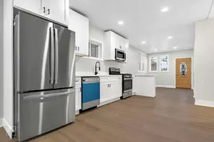 8420 S Carpenter St, Chicago, IL 60620 - Photo 4