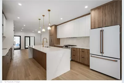 1124 W Addison Street, Chicago, IL 60613 - Photo 6