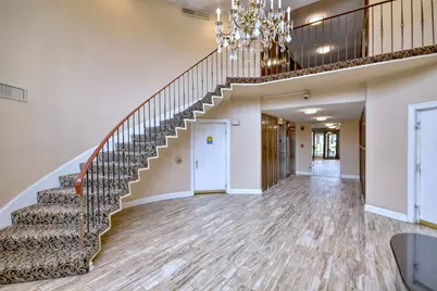 190 S Wood Dale Road #902, Wood Dale, IL 60191 - Photo 4