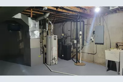 39W340 W Route 20 Highway, Elgin, IL 60124 - Photo 20