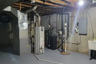 39W340 W Route 20 Hwy, Elgin, IL 60124 - Photo 22