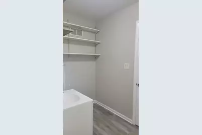 39W340 W Route 20 Highway, Elgin, IL 60124 - Photo 14