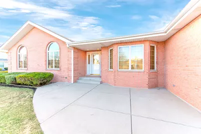 18816 S Chestnut Drive, Shorewood, IL 60404 - Photo 10