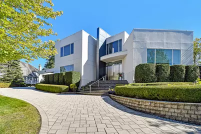 9233 Falling Waters Drive W, Burr Ridge, IL 60527 - Photo 18