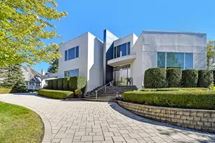 9233 Falling Waters Dr W, Burr Ridge, IL 60527 - Photo 18